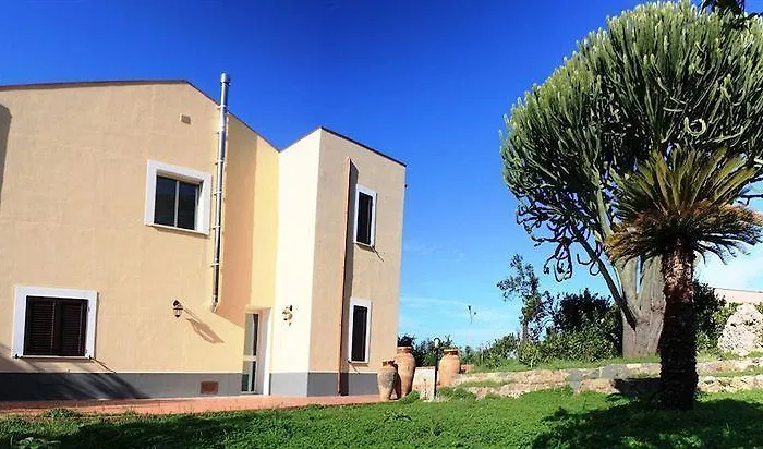 Bed & Breakfast Bouganville Cefalù