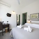 Bouganville 4*