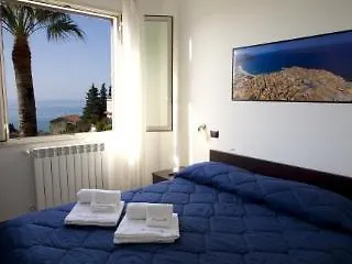 Bouganville Oda ve Kahvaltı 3*