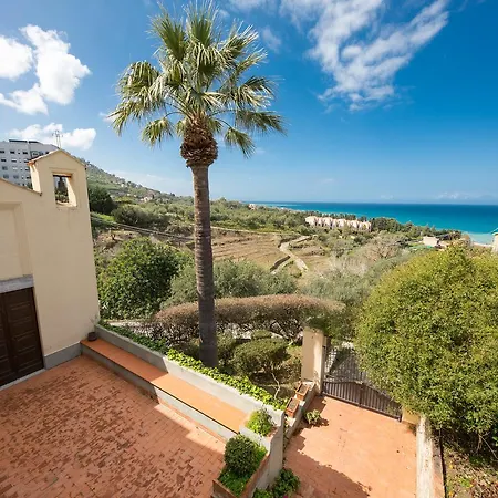Bed & Breakfast Bouganville Cefalu