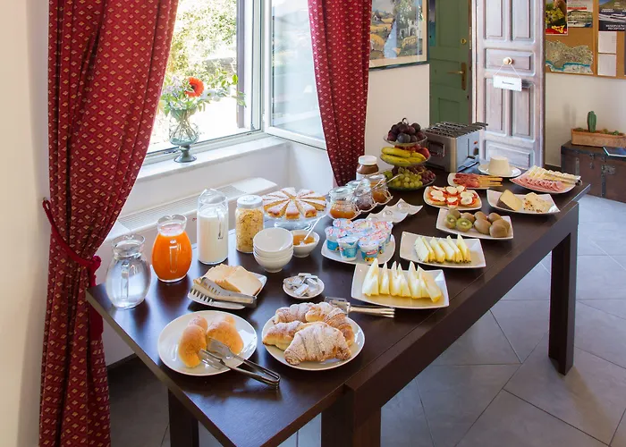 فندق مبيت وإفطار Bouganville 4*