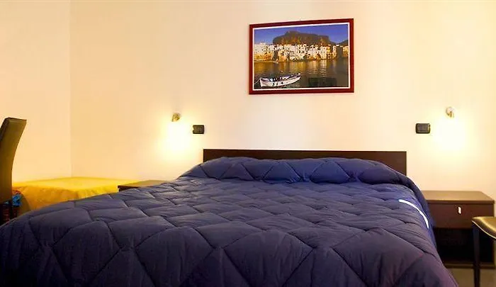 Bouganville تْشيفالو