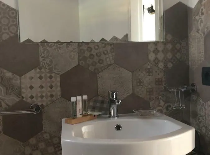 Bouganville فندق مبيت وإفطار تْشيفالو